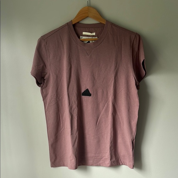 NWT‼️Adidas Pink MULTI Sports Short Sleeve Tee size L - Picture 1 of 7